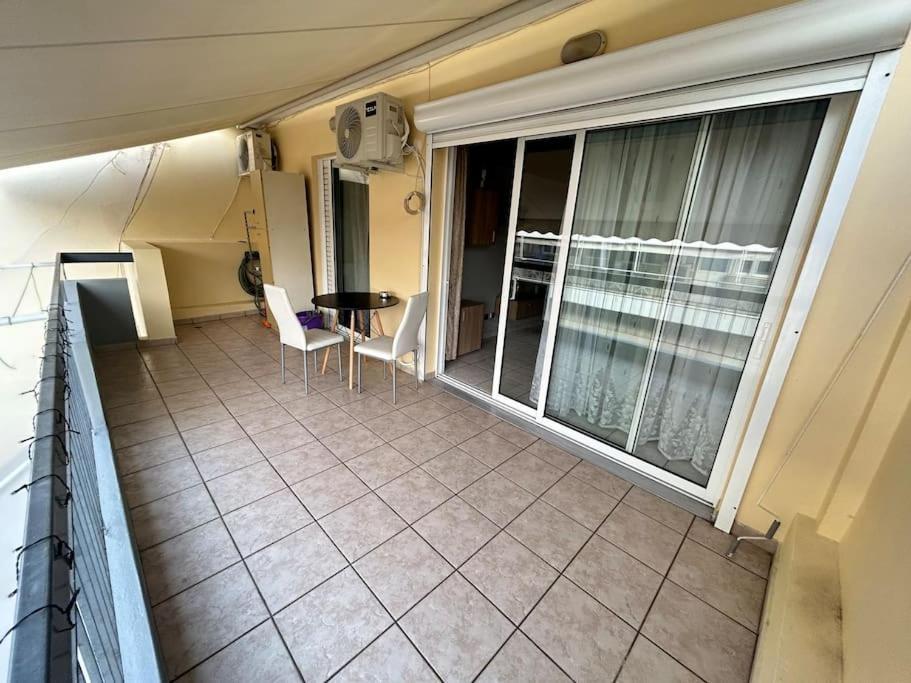 D2 Apartment - Athens Oasis Екстер'єр фото